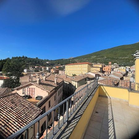 Casa Vacanze Onelia Villa Gualdo Tadino Kültér fotó
