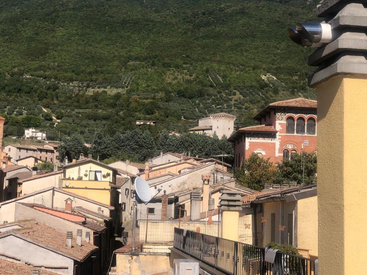Casa Vacanze Onelia Villa Gualdo Tadino Kültér fotó